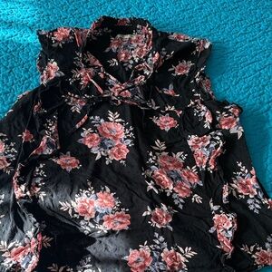 Chic Black Floral Women's Blouse